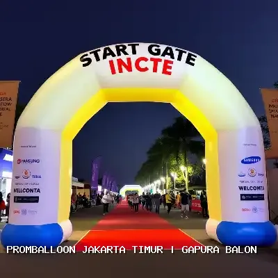 gapura balon Jakarta Timur